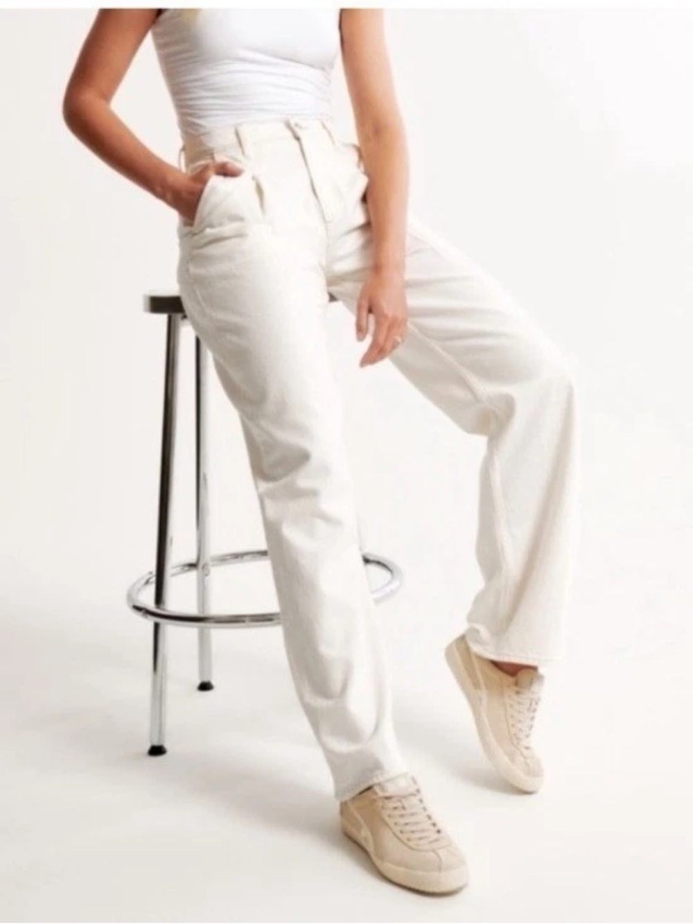 Abercrombie High Rise 90s Relaxed Jeans Sz 29 Short Ecru Ivory Pleated Denim